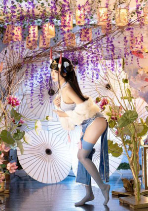 神秘窥视_BD英语全集在线观看