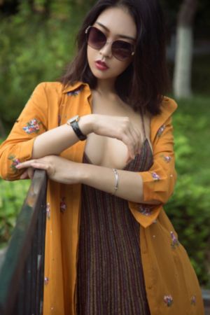 便利店激情在线播放hd_吉吉电影在线观看